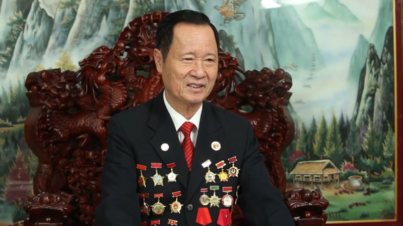 Danh tính đại gia U90 mua đứt nửa cánh đồng xây lăng mộ - Hình 2 Danh tinh dai gia U90 mua dut nua canh dong xay lang mo-Hinh-2