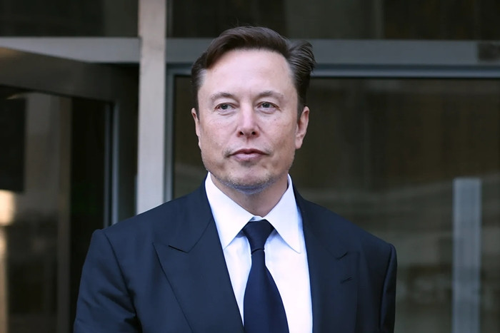 Tỷ phú Elon Musk là đồng sáng lập và sở hữu 6 công ty công nghệ hàng đầu thế giới, trong đó Tesla - có vốn hóa thị trường là 669,28 tỷ USD - dự kiến đạt mốc nghìn tỷ USD vào năm sau. Ảnh: Rolling Stone