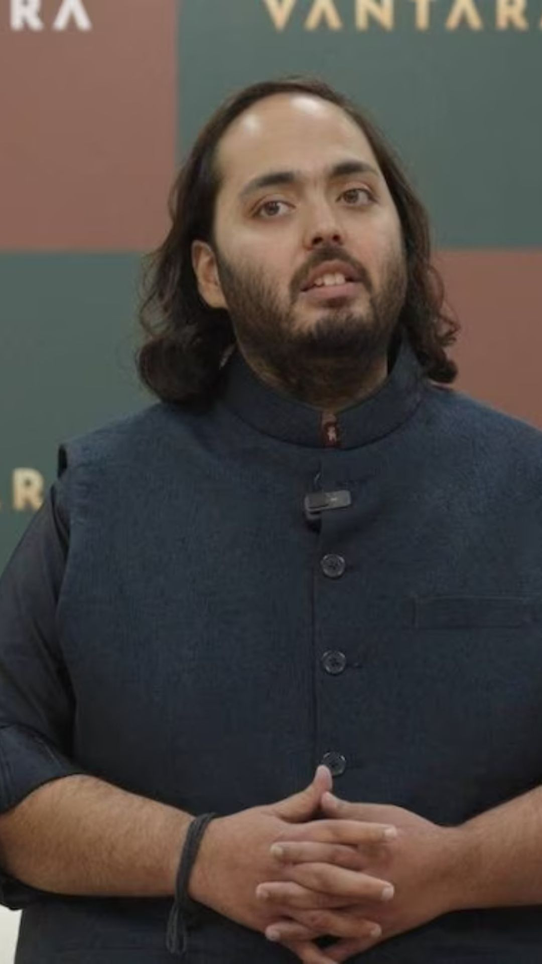 Anant theo học đại học ở Mỹ và lấy bằng tại Đại học Brown. Từ năm 2020, Anant Ambani đã kiếm được bộn tiền từ vai trò của mình trong bộ máy kinh doanh khổng lồ Reliance. Ảnh: Editorji