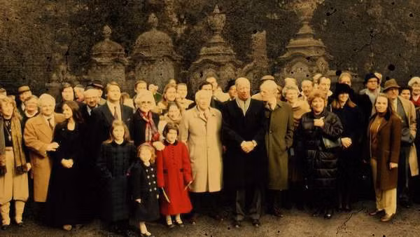 Đến cuối đời, Mayer và các con ông trở thành chủ ngân hàng quốc tế. Hệ thống ngân hàng của gia tộc trải rộng khắp nước Đức, sau đó lan ra London, Paris, Vienna và Naples. Ngày nay, đế chế ngân hàng do gia tộc Rothschild thành lập vẫn tiếp tục hùng mạnh và có mặt tại 5 châu. Ảnh: 5knowledge