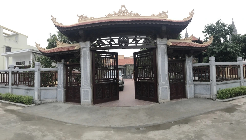 Khu biệt phủ rộng tới 1.000m2 nên sở hữu không khí trong lành, khói bụi ít. Ảnh: Dân trí