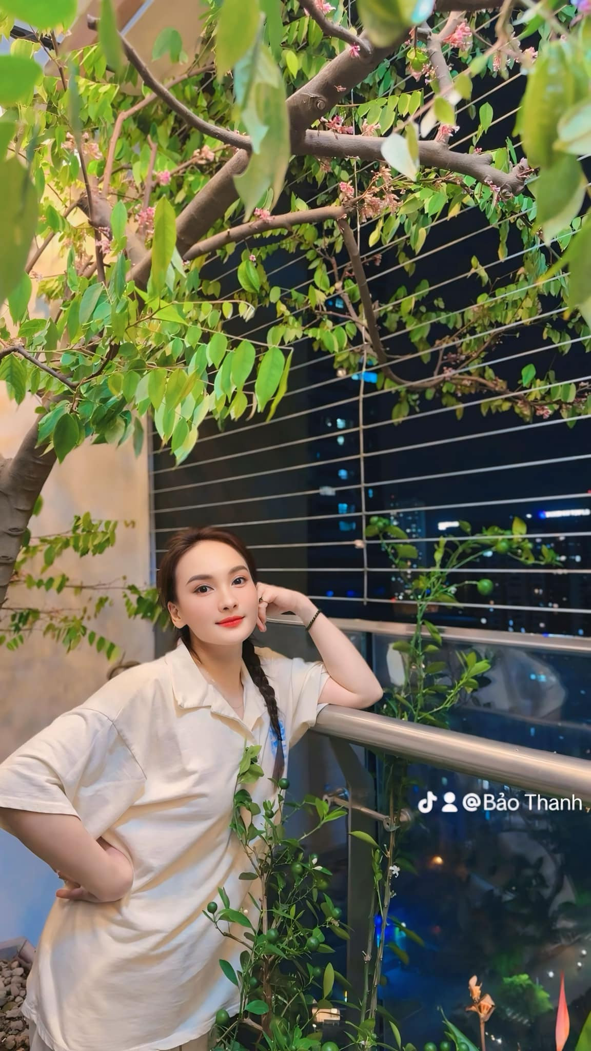 Một số người trêu Bảo Thanh chuyển nhà nhiều có mệt không song cô khẳng định không chuyển, thêm nhà chứ không đổi nhà. Ảnh: FB Bảo Thanh