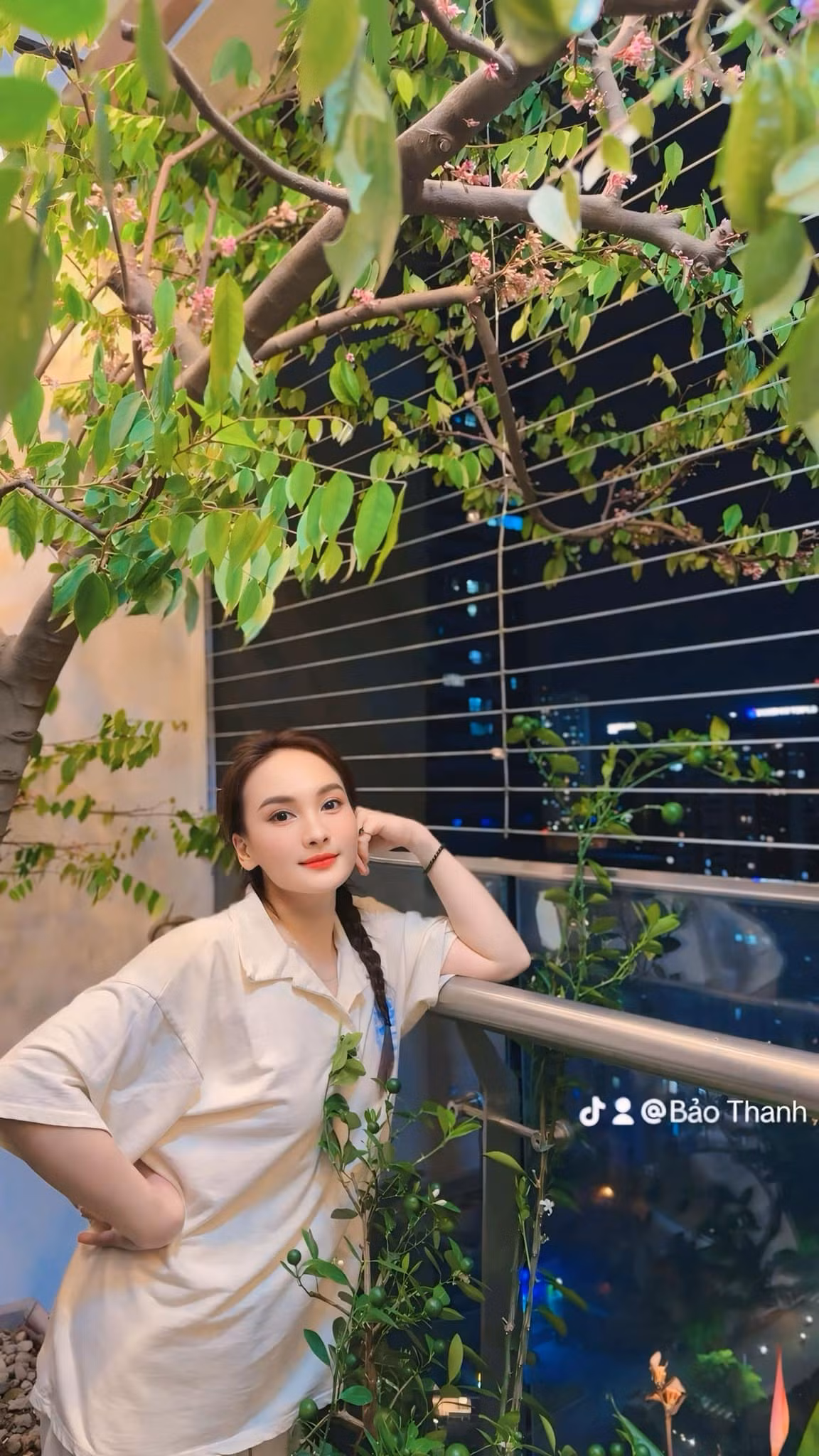 Một số người trêu Bảo Thanh chuyển nhà nhiều có mệt không song cô khẳng định không chuyển, thêm nhà chứ không đổi nhà. Ảnh: FB Bảo Thanh