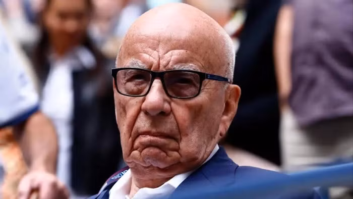 Rupert Murdoch là tỷ phú người Mỹ gốc Australia. Ông được biết với những tờ báo và đài truyền hình nổi tiếng như Wall Street Journal, New York Post và Fox News (Mỹ), The Sun và The Times (Anh) hay Herald Sun (Australia). Đế chế truyền thông của ông ngày càng lớn mạnh khổng lồ, vươn rộng khắp thế giới. Ảnh: Getty