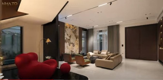 Một điểm đặc biệt trong ngôi nhà là thiết kế sàn phẳng, không cột, không dầm.