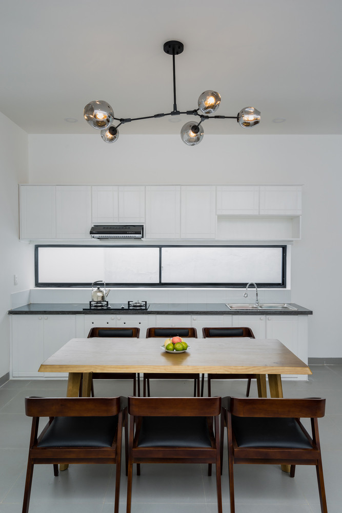 Loại gỗ này có thể dễ dàng tìm thấy ở bất kỳ tiệm mộc nào tại địa phương và đã được ứng dụng từ lâu trong xây dựng nhà ở.