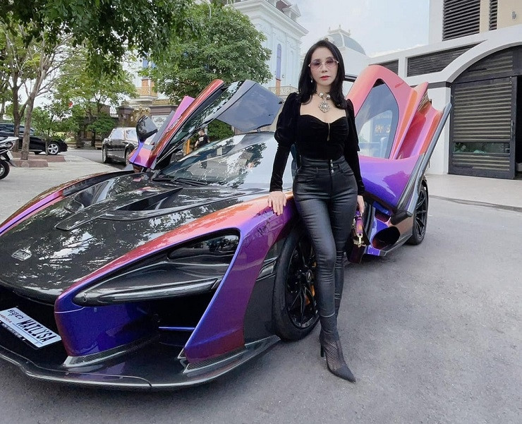 Theo thông tin từ website thẩm mỹ viện Mailisa, bà Phan Thị Mai từng phải trải qua nhiều khó khăn và sóng gió trong cuộc đời mới có được thành công như hiện tại. Ảnh: FB Mai Lisa