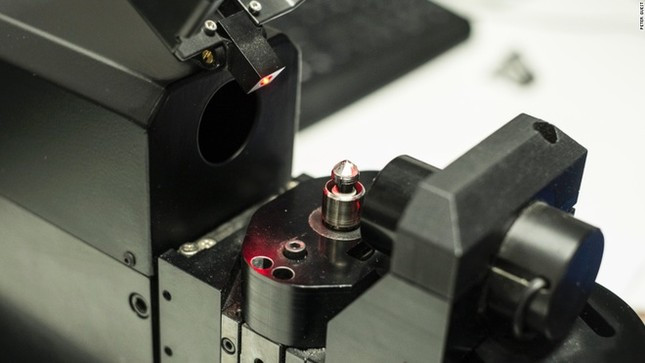 Mỏ kim cương này còn nổi tiếng bởi được cấp chứng chỉ ISO 14001 về tuân thủ các biện pháp bảo vệ môi trường, và là mỏ đầu tiên tại Botswana nhận được chứng chỉ này năm 2000.