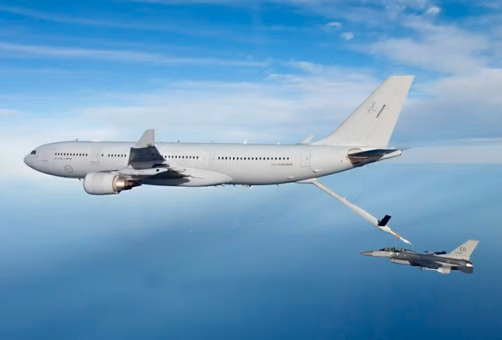 Airbus vận hành một trong những máy bay vận tải hàng hóa lớn nhất thế giới. Đó là BelugaXL, dựa trên khung máy bay A330-200. BelugaXL cung cấp một không gian thân máy bay rộng tới 2.209 mét khối.