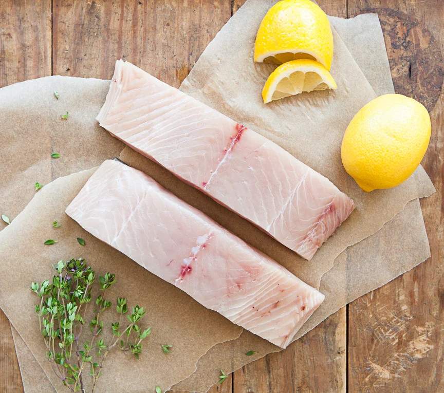 Có nguồn gốc từ Tây Bắc Thái Bình Dương, cá hồi Ivory King có phần thịt trắng đặc trưng, khác biệt so với màu hồng hoặc đỏ truyền thống thường thấy ở các loài cá hồi khác. Ảnh: Fruge Seafood