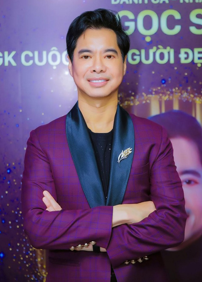 Nổi tiếng từ những năm 90 của thế kỷ trước, Ngọc Sơn đã tích lũy được khối tài sản lớn. Ảnh: Vietnamnet