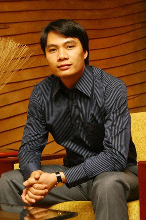 Doanh nhân Nguyễn Thành Phương sinh năm 1978 trong một một gia đình nghèo, bên con sông Nhuệ ở ngoại thành Hà Nội. Do hoàn cảnh khó khăn, ngay từ khi còn nhỏ, ông đã phải phụ mẹ đi bán kem, bán nước mắm để nuôi hai người anh trai học trung cấp xây dựng. Ảnh: Internet