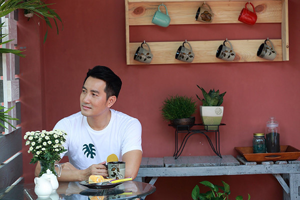 Khu vườn tràn ngập cây xanh do khán giả tặng và được Phi Hùng trồng suốt nhiều năm qua. Ảnh: Vietnamnet