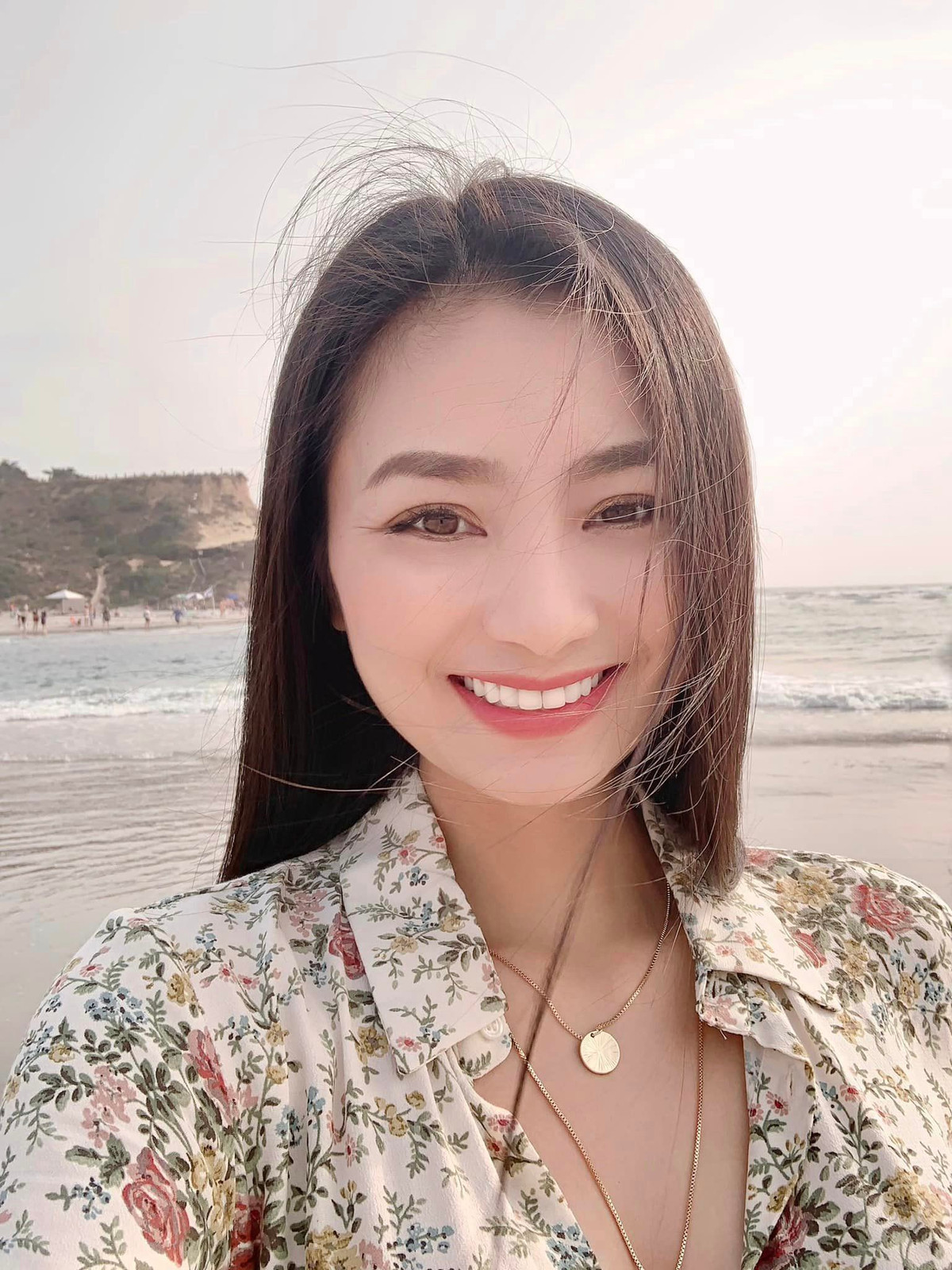 Sau vai San trong "Hoa hồng trên ngực trái", diễn viên Diệu Hương khiến nhiều người bất ngờ khi sang Mỹ định cư.