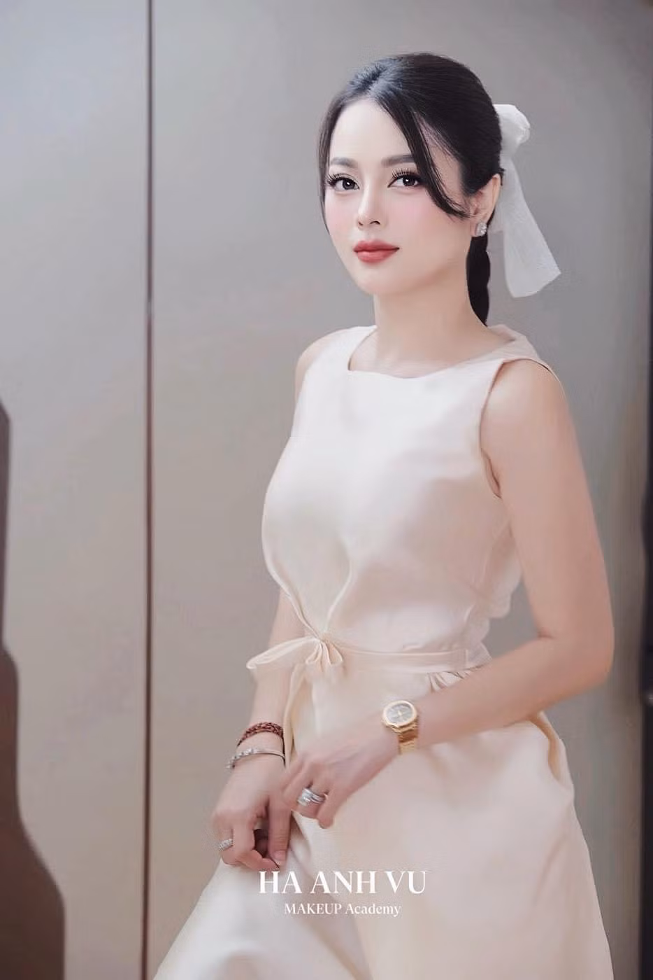 Sau 2 lần đổ vỡ hôn nhân, hot mom Hằng Túi hiện có cuộc sống hạnh phúc bên người chồng thứ 3 Trần Thái Duy cùng 6 con.