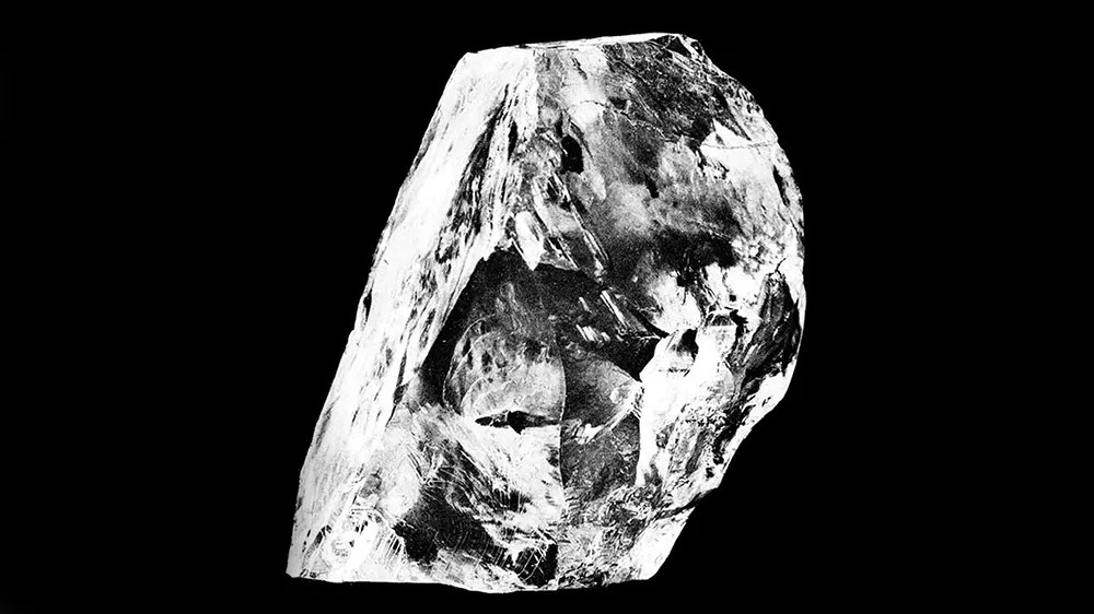 Với trọng lượng 3.106 carat, Cullinan là viên kim cương thô chất lượng đá quý lớn nhất từng được tìm thấy. Cullinan được phát hiện tại mỏ Premier số 2 ở Cullinan, Nam Phi năm 1905. Ảnh: Robbreport