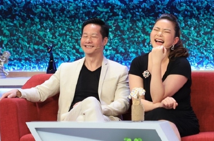 Đại gia Đức An còn nhiều lần lên tiếng bênh vực bà xã trước những lời bình luận không hay khi Phan Như Thảo tăng cân sau sinh. Ảnh: Báo giao thông