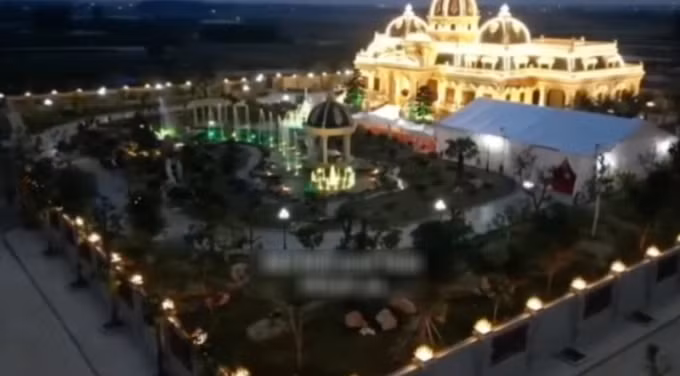 Không hé lộ diện tích nhưng ước tính căn biệt thự rộng tới vài nghìn mét vuông. Ảnh: Chụp màn hình