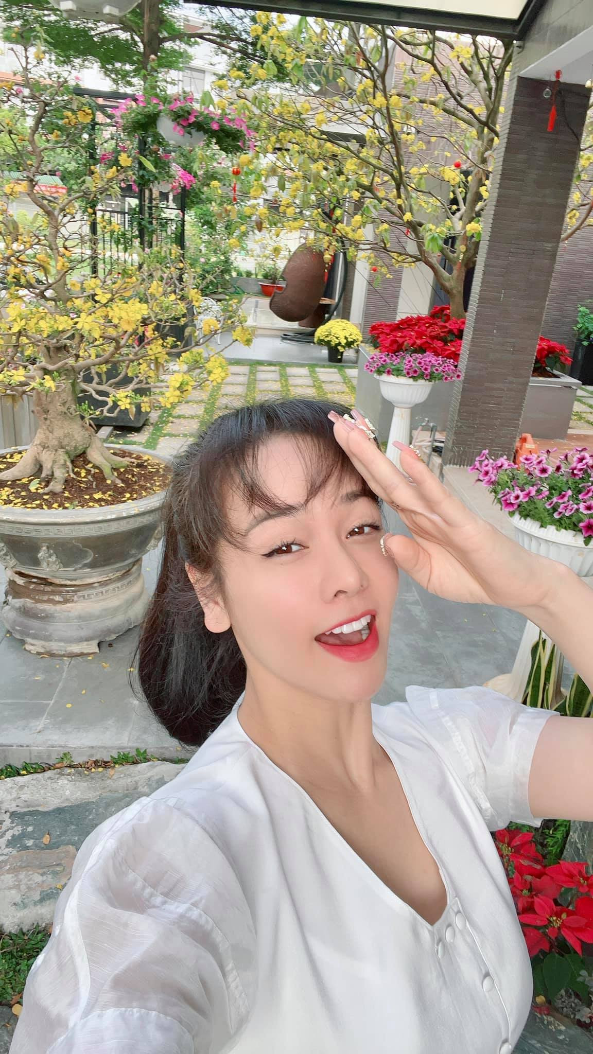 Nữ diễn viên đang sống trong căn biệt thự rộng 200m2 tại huyện Bình Chánh (TP HCM). Ảnh: FB Nhật Kim Anh