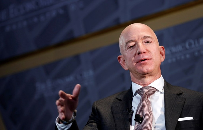 Theo ước tính của Forbes, Jeff Bezos đang sở hữu khối tài sản tương đương 192,4 tỷ USD, giàu thứ 3 thế giới. Ảnh: CNBC