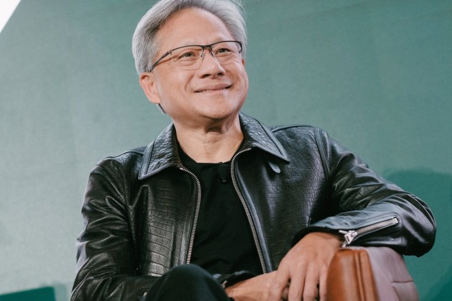 Jensen Huang từng làm việc bán thời gian tại một nhà hàng. Việc làm bồi bàn trong nhà hàng đã giúp ông bớt nhút nhát hơn. Ảnh: CNBC