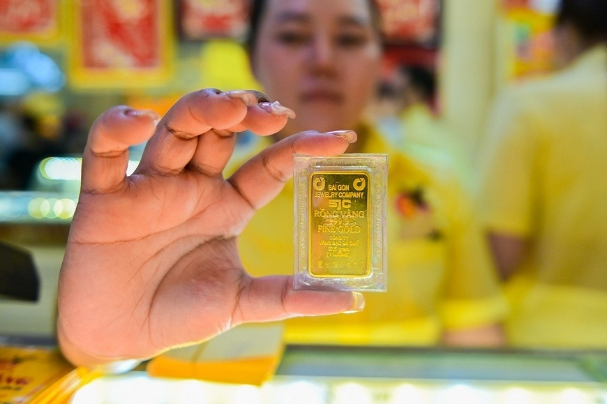 Gia vang hom nay 25/4: Tiep tuc tang vot?