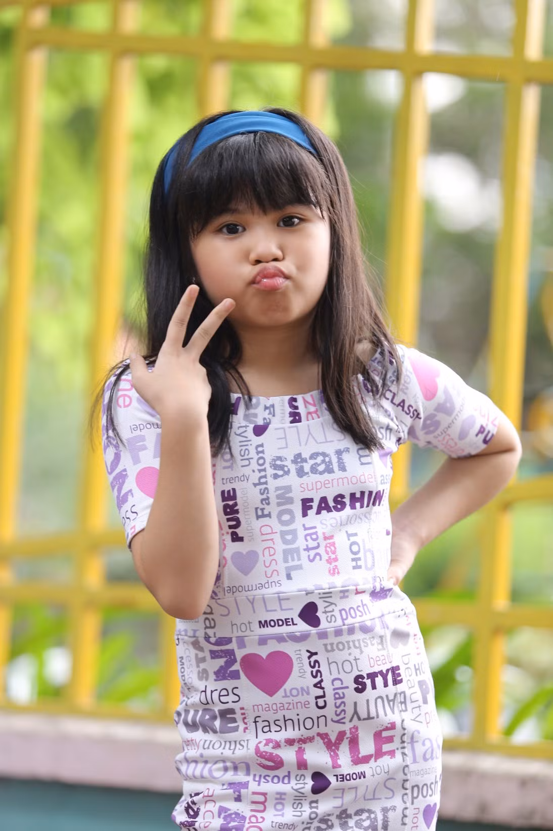 “Bánh rán” Nguyễn Phạm Bảo Trân sinh ngày 27/09/2006 tại thành phố Hồ Chí Minh. Đây là một cô bé rất năng động, cá tính. Bảo Trân là người rất có chính kiến. Việc gì thích thì cô bé sẽ làm, nếu không thích thì chắc chắn rất khó thuyết phục Bảo Trân.