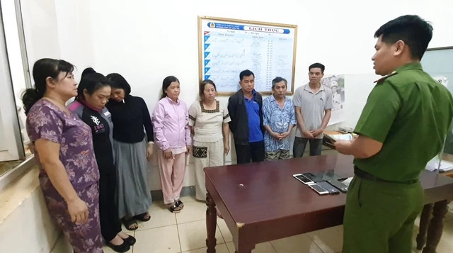 Phá đường dây đánh bạc dưới hình thức ghi số đề quy mô lớn Pha duong day danh bac duoi hinh thuc ghi so de quy mo lon