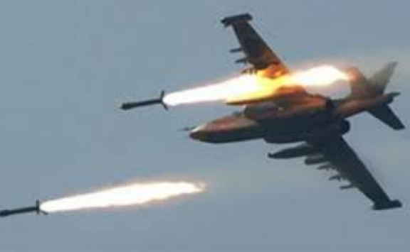 "Cuộc không kích dữ dội của Nga và Syria nhằm vào nhóm khủng bố tại thị trấn Agher và Ballisa đã làm hơn 30 chiến binh Hurras al-Deen bỏ mạng, trong đó hầu hết là các tay súng nước ngoài", AMN đưa tin. Ảnh: AM.