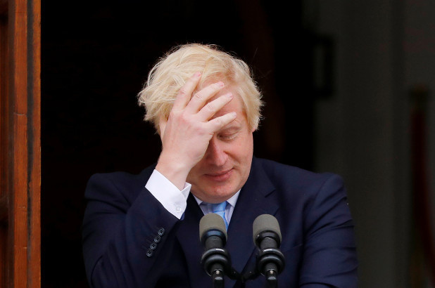 Đồng thời, nhà lãnh đạo Anh cũng gửi kèm một bức thư ngắn khác, trong đó khẳng định chính phủ sẽ đưa ra dự luật mới vào tuần sau để thông qua thỏa thuận rút khỏi EU. Ảnh: NYP. 