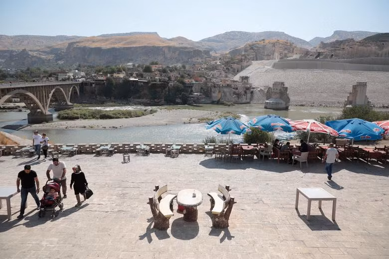 Dot nhap thi tran 12.000 nam tuoi sap bi pha o TNK-Hinh-14