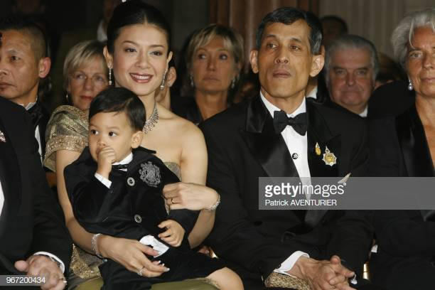 Năm 2001, ông Vajiralongkorn cưới người vợ thứ ba Srirasmi Suwadee, hiện giờ 47 tuổi. Năm 2005, sau khi hạ sinh Thái tử Dipangkorn, bà Srirasmi được phong tước vị công nương. Ảnh: Getty.