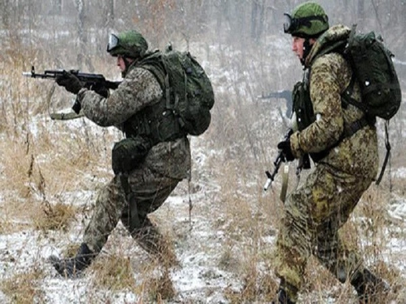 Quan nhan Nga no sung vao dong doi, 8 binh si thiet mang