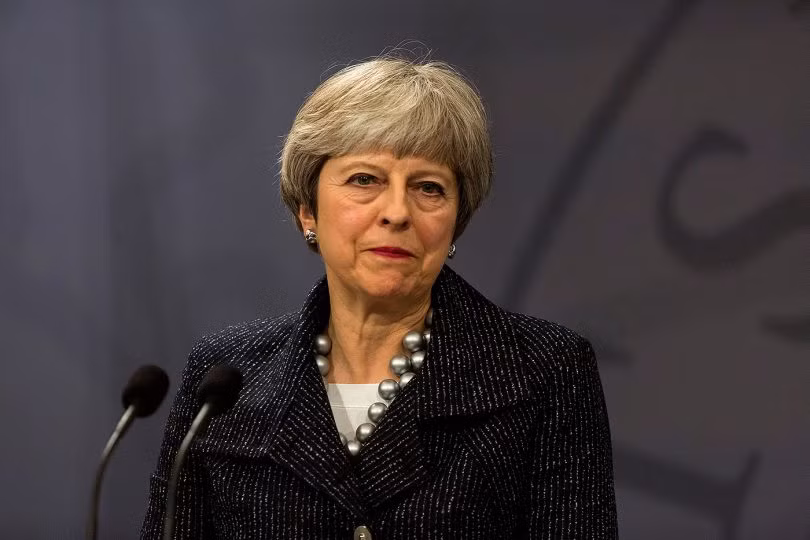 Bà May liên tục đối diện với những lời chỉ trích và áp lực khi các kế hoạch Brexit do bà trình lên bị Quốc hội Anh bác bỏ, khiến nước Anh hai lần trễ hạn chót để rời EU. Ảnh: BFB.