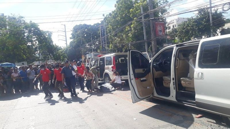 Ngoài ra, ít nhất một cảnh sát bị thương trong vụ việc. Ảnh: SS.