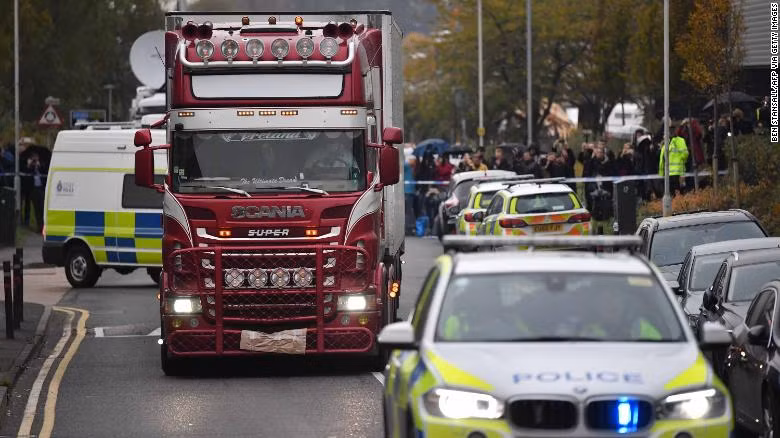 Ban đầu, băng đảng "Đầu rắn" do người Trung Quốc điều hành bị nghi đứng đằng sau thảm kịch. Hiện cảnh sát vẫn đang tích cực điều tra vụ án gây chấn động dư luận này. Ảnh: CNN.