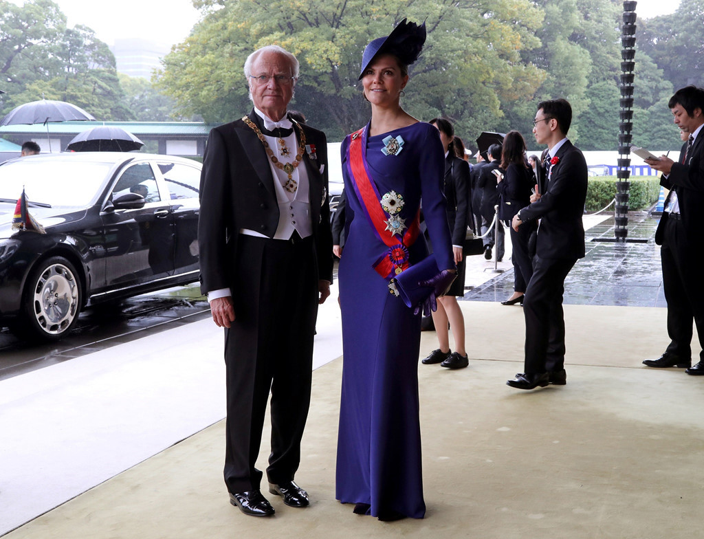 Vua Carl XVI Gustaf và Công chúa kế vị Victoria của Thụy Điển.