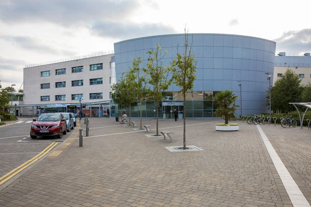 Máy chụp cắt lớp CT Scanner tại bệnh viện Broomfield được "khai trương" vào năm 1987. Ngoài ra, Trung tâm điều trị Tiểu đường cùng một số cơ sở y tế khác của bệnh viện được "ra đời" trong khoảng thời gian 1998-1999. Ảnh: EL.