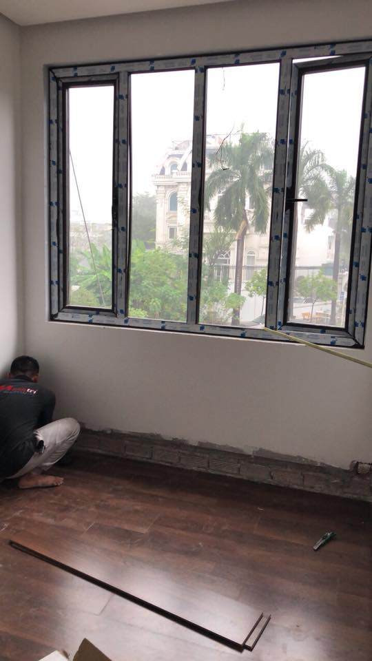 Một vài hình ảnh của ngôi nhà trong giai đoạn hoàn thiện.