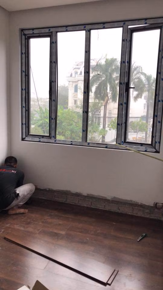 Một vài hình ảnh của ngôi nhà trong giai đoạn hoàn thiện.