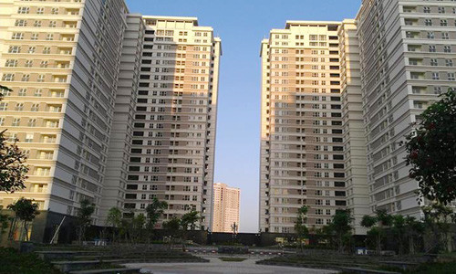 dai gia bom tien cho KDT Duong Noi la ai hinh anh 1