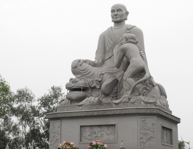 Nha tien tri trai 3 trieu dai, doan van menh nuoc Viet nhu than