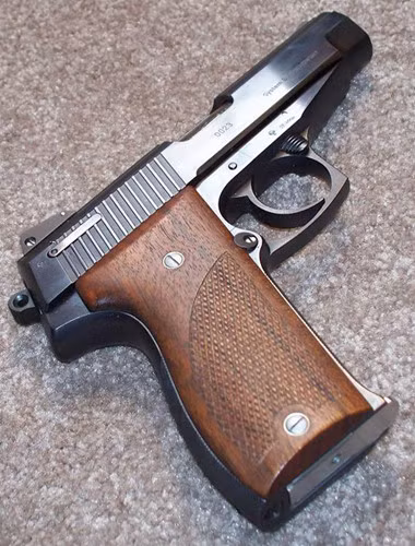 Súng có 2 loại cỡ nòng dài 10,16cm và 12,7cm. Ảnh: Thehighroad.