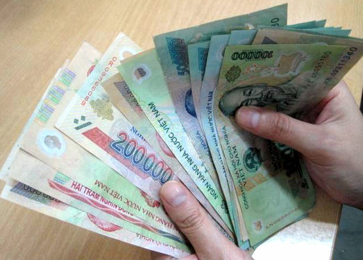 Mở rộng điều tra vụ án, cơ quan điều tra xác định, từ sau khi gây ra vụ cướp cho đến khi bị bắt, K’ Thánh và đồng bọn tiếp tục gây ra 4 vụ trộm cắp tài sản tại huyện Bảo Lâm; 2 vụ trộm cắp tài sản tại huyện Di Linh. Chúng lấy được rất nhiều tài sản gồm tiền mặt, vàng, laptop, điện thoại, đồng hồ đeo tay…. Cơ quan điều tra đã khởi tố bị can đối với K’ Thánh và K’ Kem về các hành vi “Cướp tài sản”, “Trộm cắp tài sản”. Khởi tố K’ Rong về tội “Trộm cắp tài sản”. (Ảnh minh họa, nguồn Internet) 