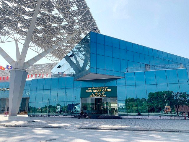 Từ ngày 11/12, người dân được thông quan cửa khẩu Bắc Luân 2 Tu ngay 11/12, nguoi dan duoc thong quan cua khau Bac Luan 2