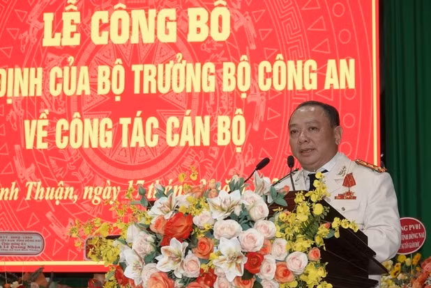 Tháng 6/2018, Đại tá Nhân được điều động giữ chức vụ phó giám đốc Công an tỉnh Bình Thuận. Đến tháng 4/2020, Đại tá Nhân được điều động về lại Đồng Nai giữ chức vụ Phó Giám đốc Công an tỉnh Đồng Nai. Và lần này Đại tá Nhân được điều động trở lại Công an tỉnh Bình Thuận làm Giám đốc thay cho Đại tá Trần Văn Toản.