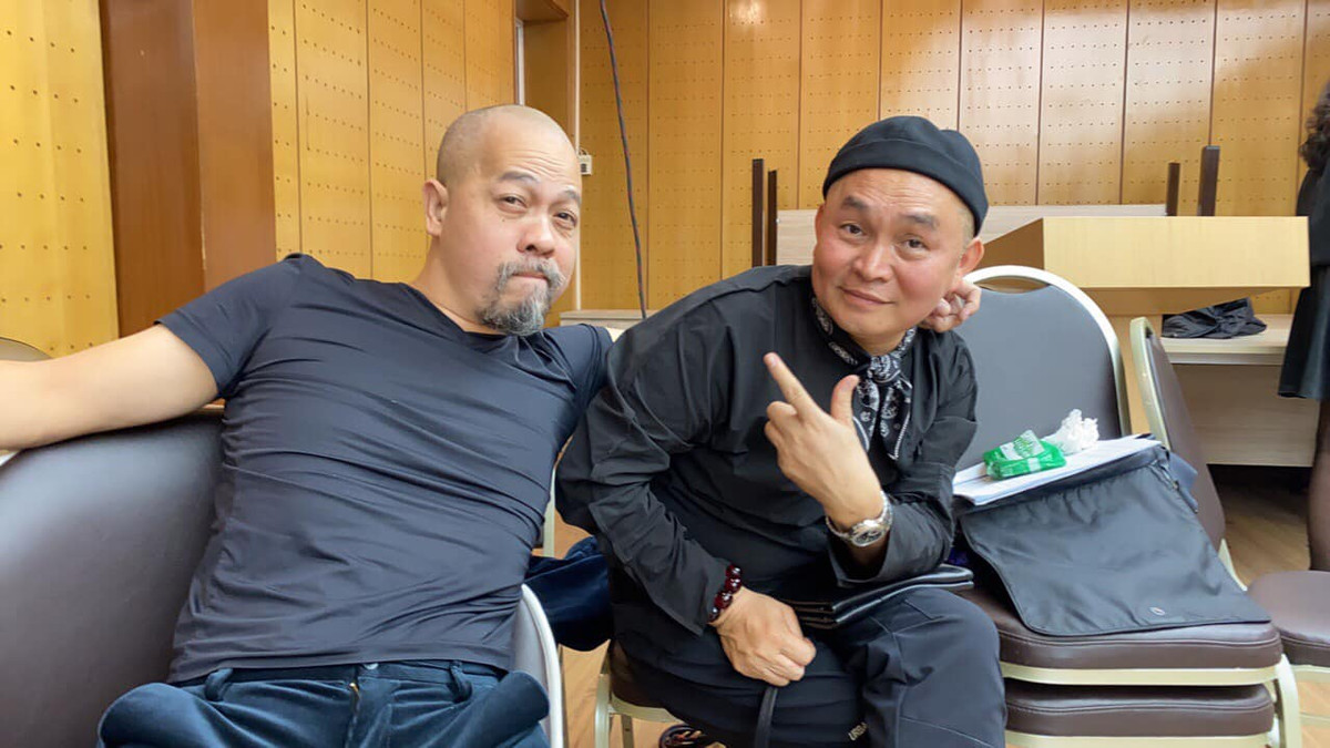 Đến thời điểm hiện tại, chương trình mới thay cho "Táo quân" vẫn là điều bí ẩn đối với người hâm mộ. Tuy nhiên, một số hình ảnh ghi lại hậu trường buổi tập cho chương trình này được một số nghệ sĩ đăng tải trên trang cá nhân.