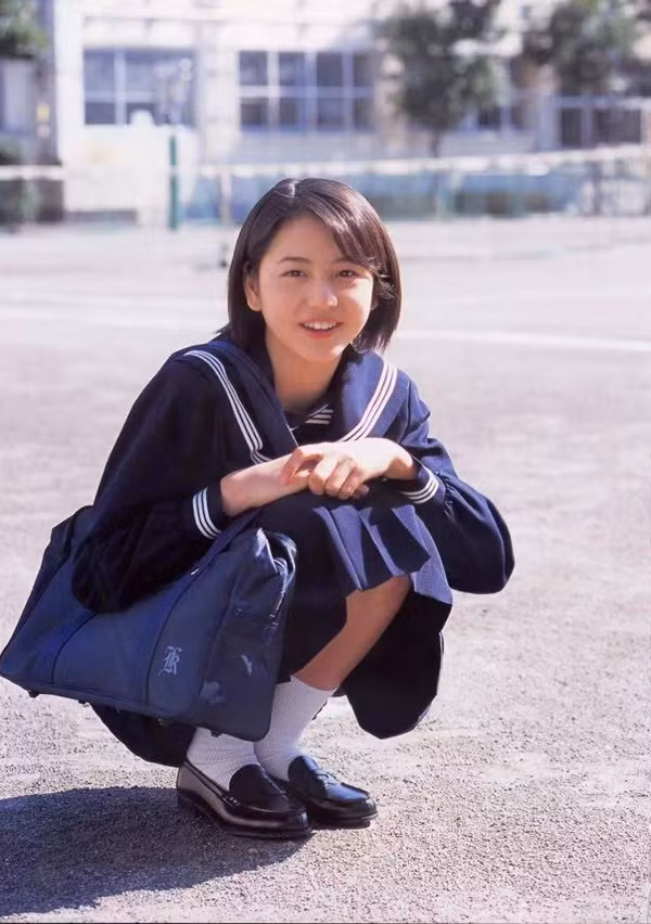 Nagasawa Masami (sinh ngày 3/6/1987) từng được mệnh danh là “ nữ thần Nhật Bản” nhờ nhan sắc ngọt ngào, trong sáng thể hiện qua nhiều bộ phim học đường như Touch, Rouch, Dragon Zakura, Operation Love.