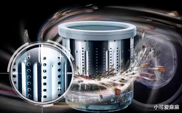 Đáng lưu ý, vệ sinh lồng máy giặt khá phức tạp. Sử dụng khăn lau gần như không mang lại hiệu quả làm sạch. Nhiều vị trí ẩn chúng ta không nhìn thấy song có thể chứa lượng lớn chất bẩn tích tụ. Vi khuẩn sinh sôi có thể gây nên các bệnh về da, dị ứng.