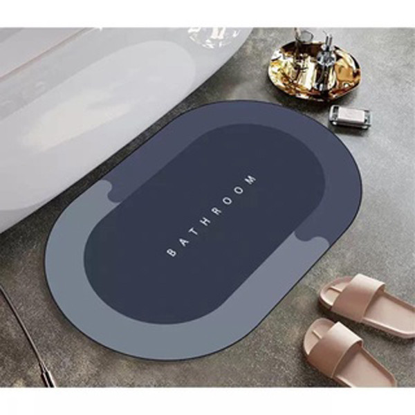 Vậy nhưng, thảm bùn diatom lại không hữu dụng như mong đợi. Đặc tính hút nước khiến chúng nhanh chóng bị nhiễm ẩm. Hơn nữa, chất liệu này dễ bẩn song rất khó làm sạch. Sau một thời gian sử dụng, chúng sẽ bị biến dạng khó có thể phục hồi.